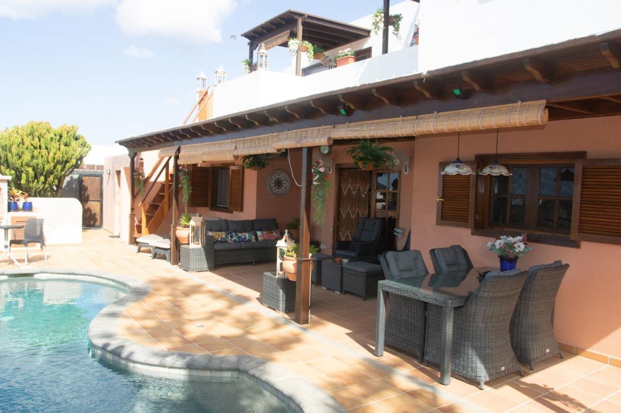 יאיזה Villa Panoramica מראה חיצוני תמונה
